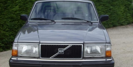 Volvo 240 Diesel      1986